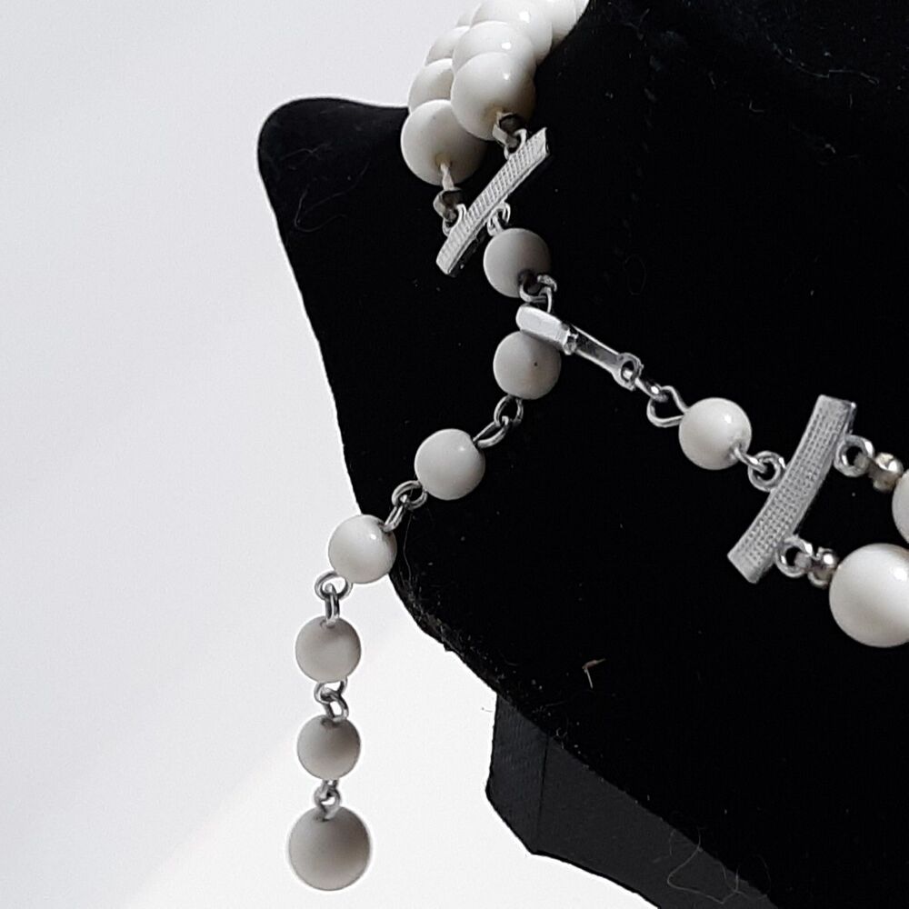 White Beaded Necklace Round Lucite? Plastic layering elegant simple layers - Picture 3 of 6